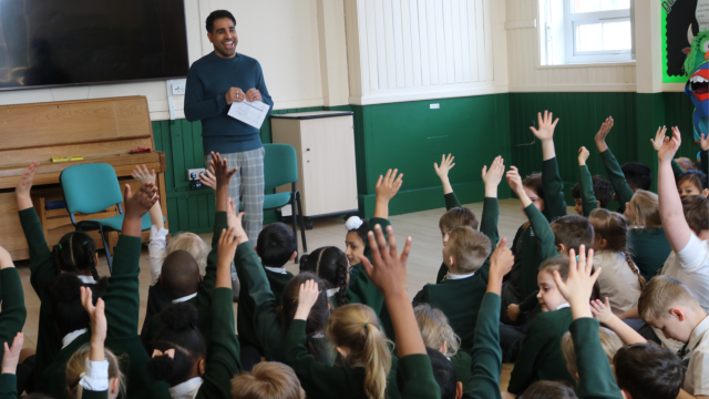 Dr Ranj, Visits The Gordon Children’s Academy!