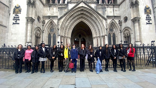 Rochester Grammar School and Plymouth High School for Girls attend National Finals of Bar Mock Trials Competition